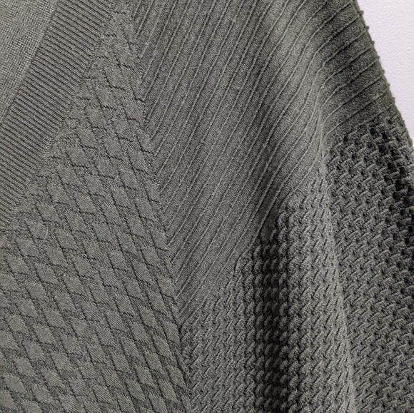 Lululemon Wrap Sweater - Picture 4 of 4